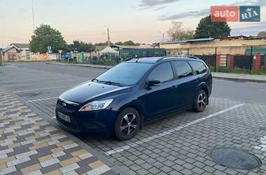 Ford Focus  2010