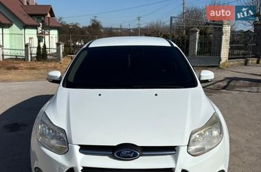 Ford Focus  2011