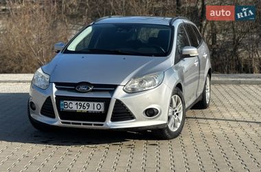 Ford Focus  2011