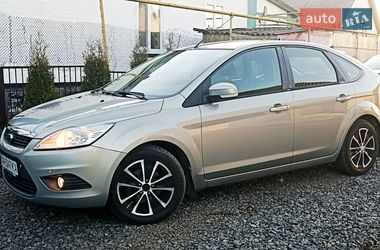 Ford Focus  2010