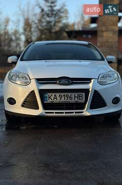 Ford Focus  2011
