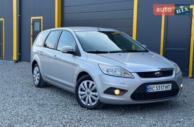 Ford Focus  2010