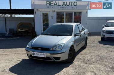 Ford Focus  2004