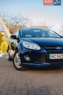 Ford Focus  2011