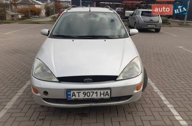 Ford Focus 2000