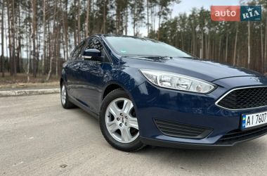 Хэтчбек Ford Focus 2015 в Ирпене