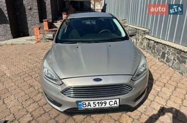 Ford Focus  2015