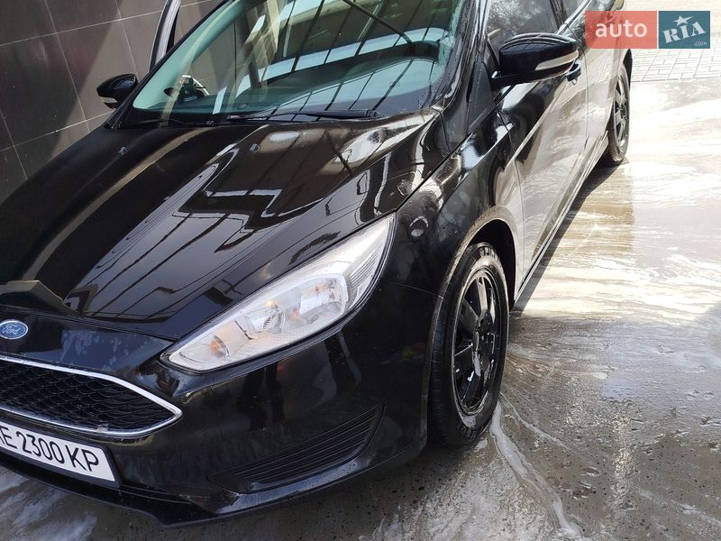 Седан Ford Focus 2015 в Дніпрі