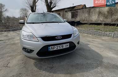 Ford Focus  2010