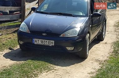 Ford Focus  2004
