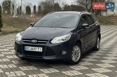 Ford Focus  2012