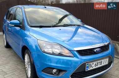 Ford Focus  2010