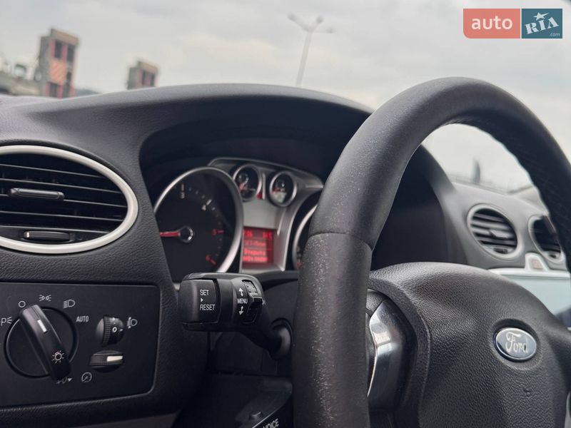 Хетчбек Ford Focus 2008 в Львові