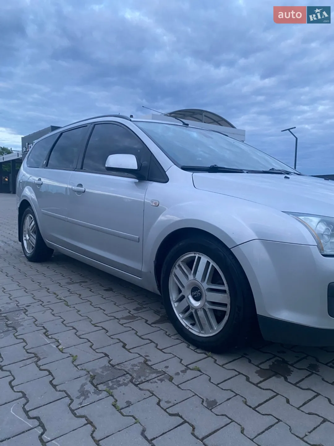 Ford Focus 2005 VIN WF0WXXGCDW5A72452 фото оголошення 3 з 8