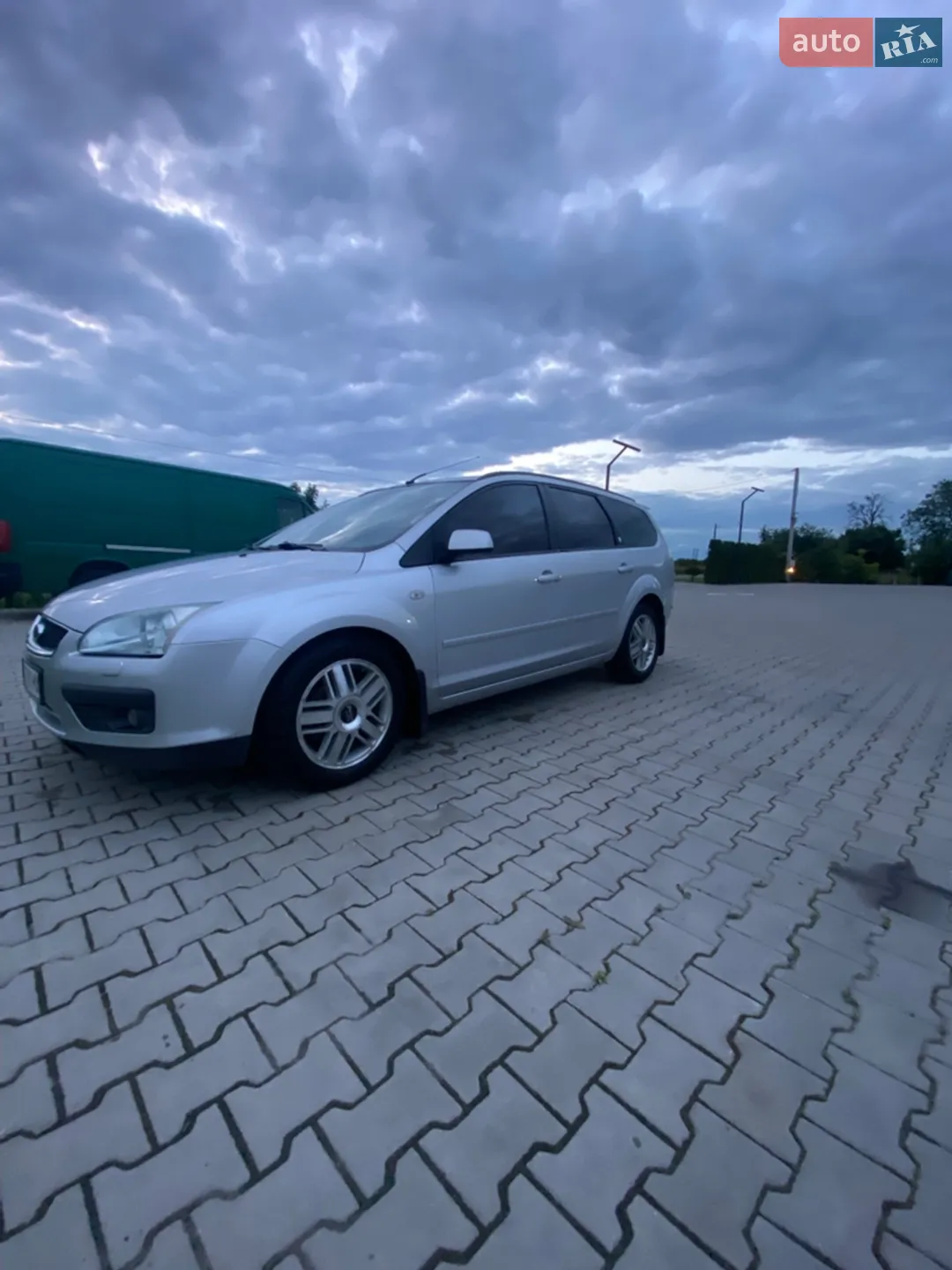 Ford Focus 2005 VIN WF0WXXGCDW5A72452 фото оголошення 2 з 8