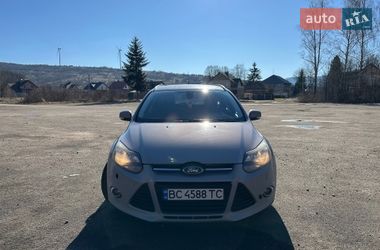 Ford Focus  2011