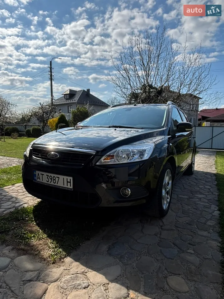 2010 Ford Focus - фото 1