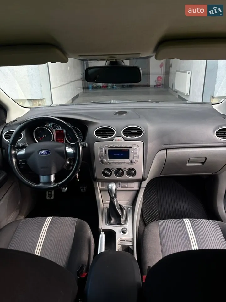 2010 Ford Focus - мініатюра 5