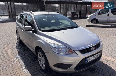 Ford Focus  2010