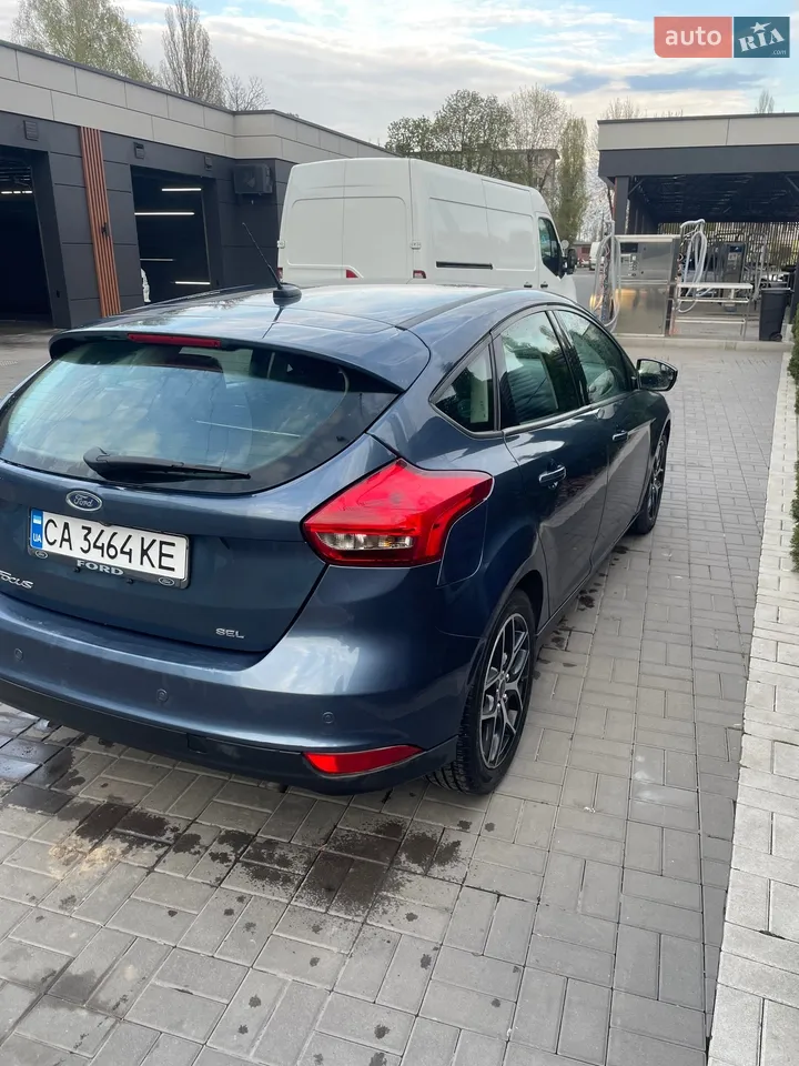 2017 Ford Focus - мініатюра 4
