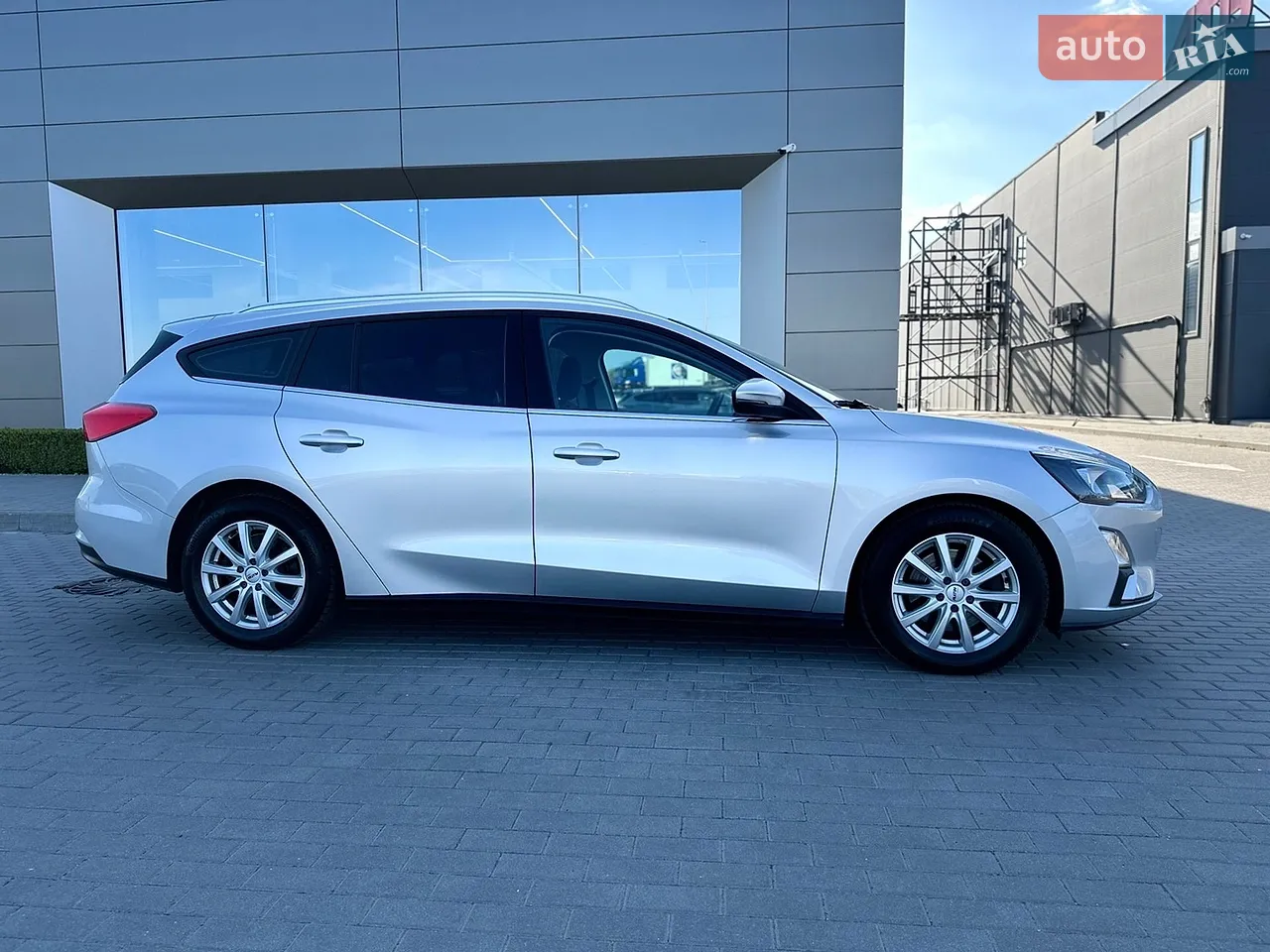 2019 Ford Focus - мініатюра 4