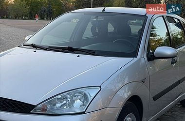 Ford Focus  2003