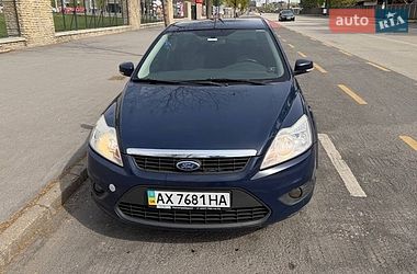 Ford Focus  2011