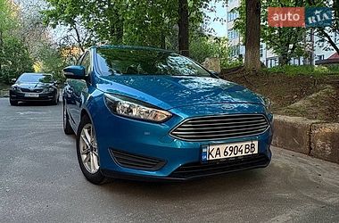 Ford Focus  2015