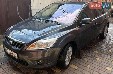 Ford Focus  2010
