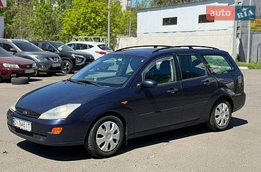 Ford Focus  2001