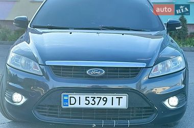 Ford Focus  2010