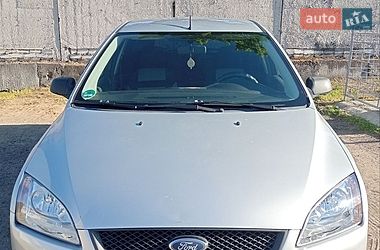 Ford Focus  2005