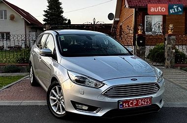 Ford Focus  2015