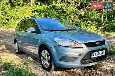 Ford Focus  2010
