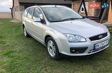 Ford Focus  2005