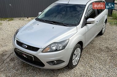 Ford Focus  2010