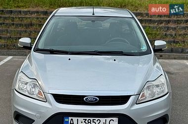 Ford Focus  2010