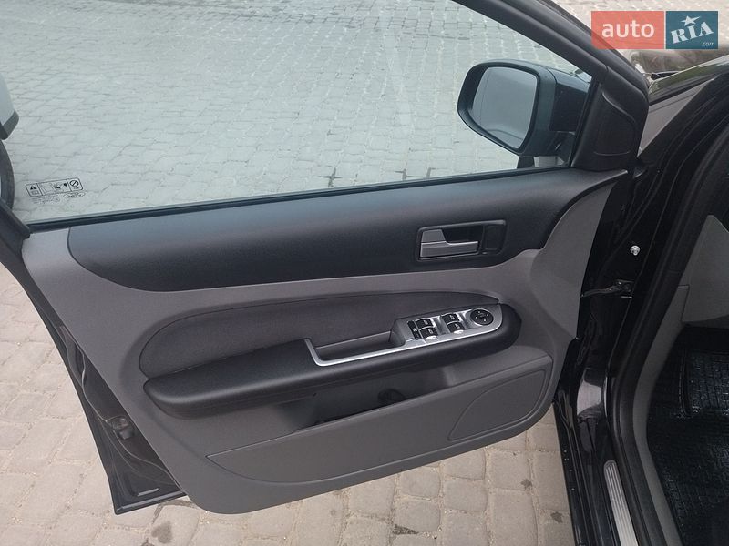 Хетчбек Ford Focus 2009 в Львові