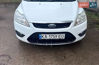 Ford Focus  2010