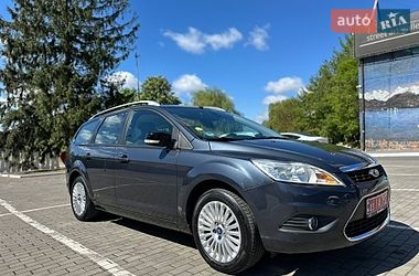 Ford Focus  2010