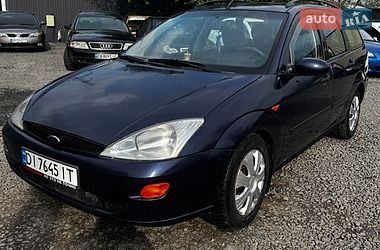 Ford Focus  2001