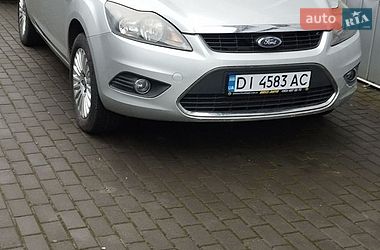 Ford Focus  2010