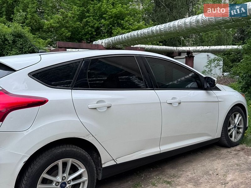 Хэтчбек Ford Focus 2015 в Днепре