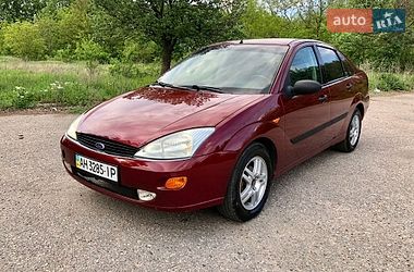 Ford Focus  1999