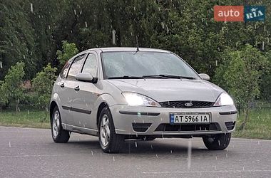 Ford Focus  2004
