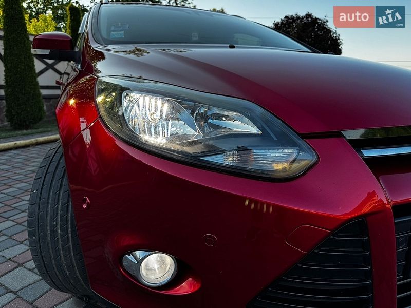Універсал Ford Focus 2011 в Чернівцях