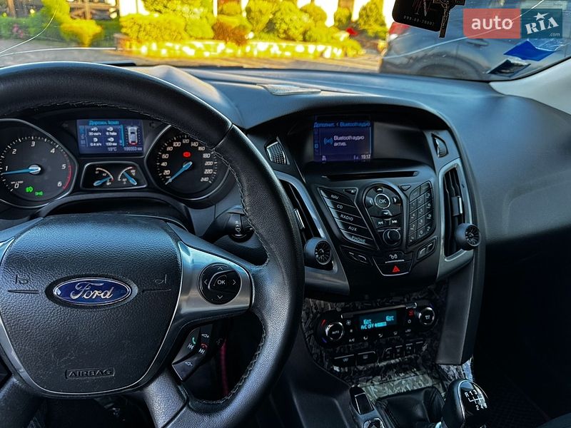 Універсал Ford Focus 2011 в Чернівцях