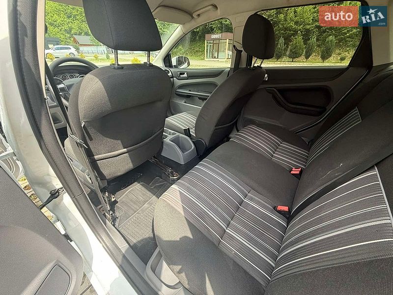 Универсал Ford Focus 2009 в Сваляве фото 11 Универсал Ford Focus 2009 в Сваляве