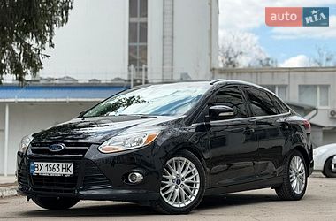 Ford Focus  2011