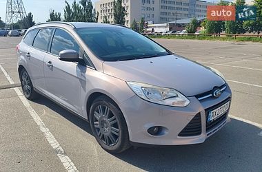 Ford Focus  2011